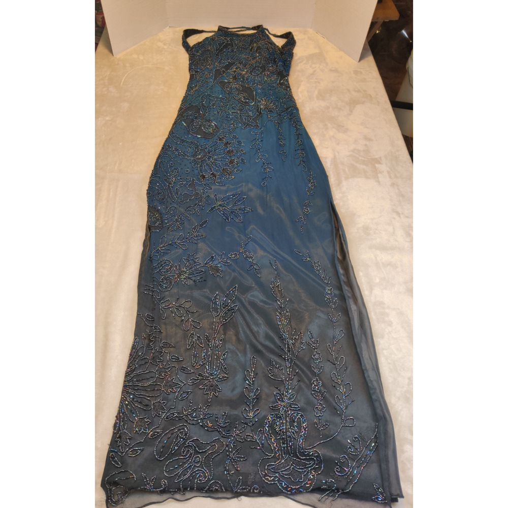 Mia Bella Evening Gown Dress 100% Silk Shell Women's Size Medium Halter Prom